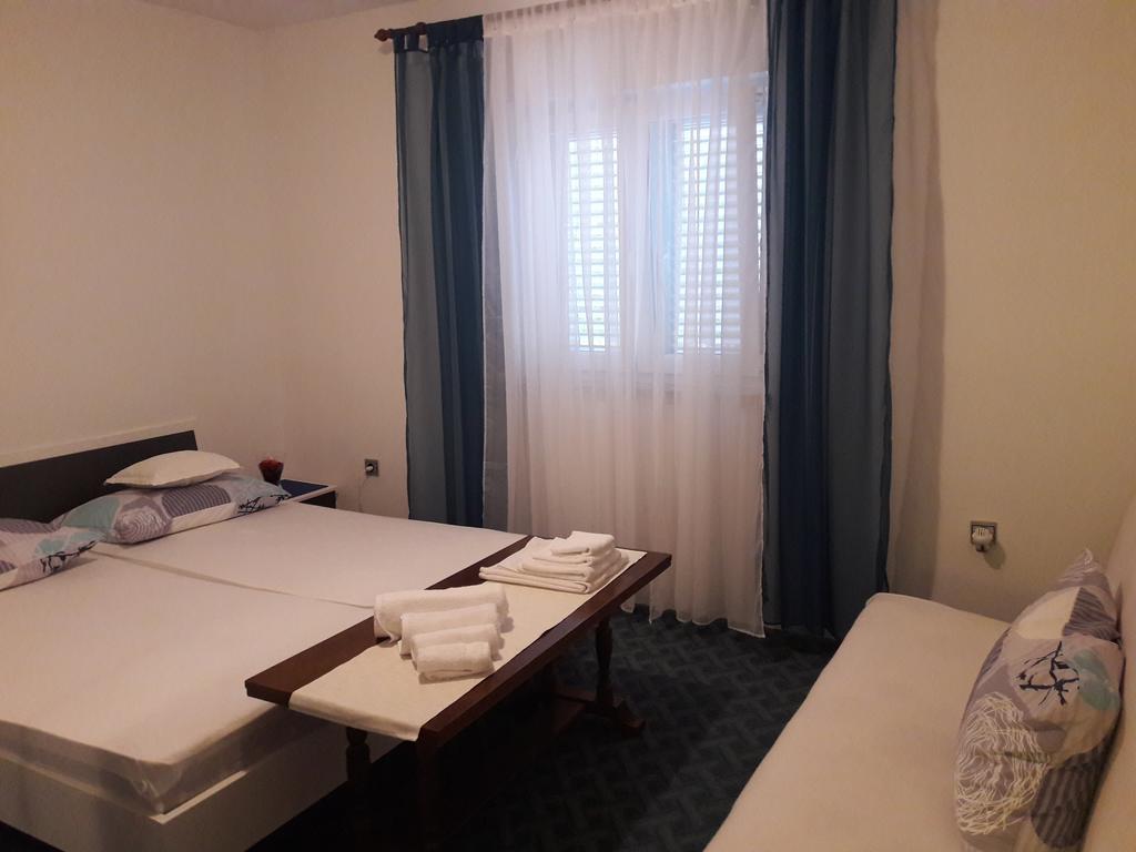 Rina Apartments لابين المظهر الخارجي الصورة